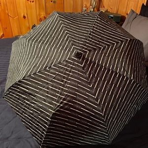 COACH Umbrella NEW NEVER USED
